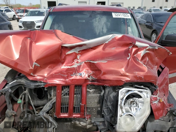 2010 Jeep Liberty Sport z VIN 1J4PP2GK0AW164807, wystawiony jako Copart lot #52411825 z przebiegiem Nie podano mil oraz Szkoda całkowita • Salvage title. Historia ofert i sprzedaży dostępna na DreamBid. Obrazek 13.