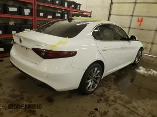2017 Alfa Romeo Giulia with VIN ZARFAEDN3H7547069, listed as a Copart auction lot 70586472 with 0 mi miles. Bid and sale history available at carsss.com. Image 3.