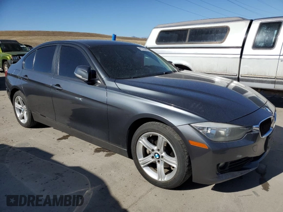 2015 BMW 3 Series 320i xDrive with VIN WBA3C3G57FNS73176, listed as a Copart auction lot 47315495 with 133,579 mi miles and Salvage Title. Bid and sale history available at carsss.com. Image 4.