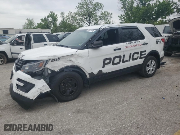 2017 Ford Police Interceptor Utility z VIN 1FM5K8AR6HGC63457, wystawiony jako Copart lot #55322445 z przebiegiem 136 618 mil mil oraz Szkody całkowita. Historia ofert i sprzedaży dostępna na DreamBid. Obrazek 1.