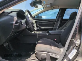 2021 Mazda 3 S with VIN JM1BPAAL9M1345188, listed as a Copart auction lot 47891095 with 37,031 mi miles and Salvage title. Bid and sale history available at DreamBid. Image 7.