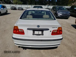 2000 BMW 3 Series 323i with VIN WBAAM334XYFP71435, listed as a Copart auction lot 69634204 with 95,154 mi miles and Clean Title. Bid and sale history available at carsss.com. Image 6.