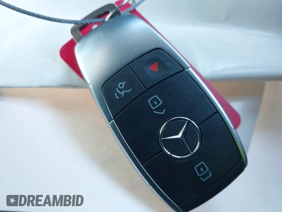 2020 Mercedes-Benz GLC 300 z VIN WDC0G8EB4LF716707, wystawiony jako IAAI lot #41695111 z przebiegiem 27 715 mil mil oraz . Historia ofert i sprzedaży dostępna na DreamBid. Obrazek 11.