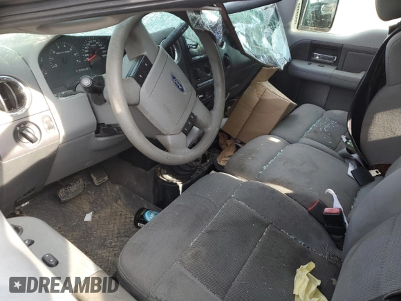 2004 Ford F-150 XL with VIN 1FTRF14504NC70758, listed as a Copart auction lot 72638024 with Not Provided miles and Salvage Title. Bid and sale history available at DreamBid. Image 8.