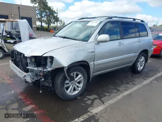 2006 Toyota Highlander Hybrid with VIN JTEEW21A760033797, listed as a IAAI auction lot 41931586 with 283,045 mi miles. Bid and sale history available at carsss.com. Image 2.