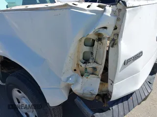 2005 Ford F-150 XL with VIN 1FTRF12285NB63743, listed as a IAAI auction lot 41836920 with 251,070 mi miles. Bid and sale history available at carsss.com. Image 6.
