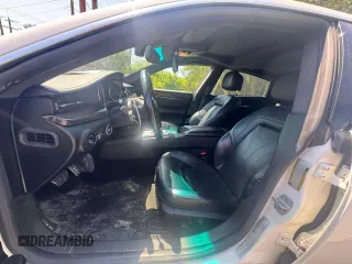 2014 Maserati Quattroporte S Q4 z VIN ZAM56RRA5E1106512, wystawiony jako Copart lot #59744655 z przebiegiem 83 312 mil mil oraz Czysty tytuł • Clean title. Historia ofert i sprzedaży dostępna na DreamBid. Obrazek 5.