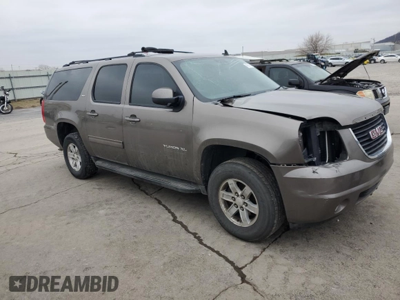 2012 GMC Yukon XL SLT with VIN 1GKS2KE75CR105108, listed as a Copart auction lot 45021015 with 241,894 mi miles and Clean Title. Bid and sale history available at carsss.com. Image 4.