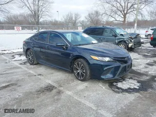 2020 Toyota Camry SE with VIN 4T1G11AK3LU944532, listed as a IAAI auction lot 41365483 with 51,955 mi miles. Bid and sale history available at carsss.com. Image 1.