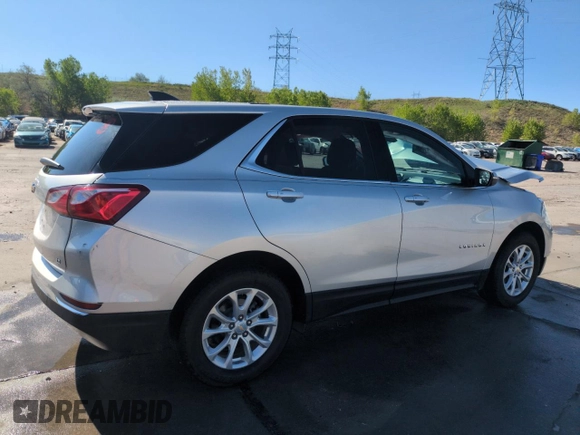 2018 Chevrolet Equinox LT z VIN 2GNAXJEV0J6190991, wystawiony jako Copart lot #56423855 z przebiegiem 29 688 mil mil oraz Nie do naprawy • Non repairable. Historia ofert i sprzedaży dostępna na DreamBid. Obrazek 3.