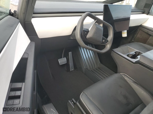 2024 Tesla Cybertruck with VIN 7G2CEHED2RA015326, listed as a Copart auction lot 73841034 with 0 mi miles and Salvage Title. Bid and sale history available at carsss.com. Image 8.
