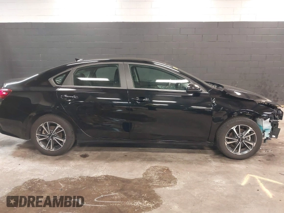 2024 Kia Forte LXS with VIN 3KPF24AD6RE745031, listed as a IAAI auction lot 41776118 with 18,093 mi miles and . Bid and sale history available at DreamBid. Image 14.