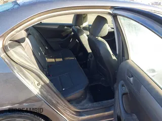 2014 Volkswagen Jetta TDI with VIN 3VWLL7AJ7EM276956, listed as a IAAI auction lot 41865670 with 135,159 mi miles and . Bid and sale history available at DreamBid. Image 8.