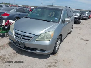 2006 Honda Odyssey EX-L with VIN 5FNRL38626B055441, listed as a IAAI auction lot 42073227 with 210,360 mi miles. Bid and sale history available at carsss.com. Image 2.