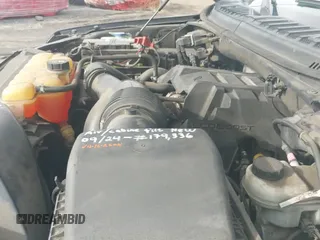 2015 Ford F-150 XLT z VIN 1FTEX1EP4FKE55864, wystawiony jako IAAI lot #43308805 z przebiegiem 196 804 mil mil oraz . Historia ofert i sprzedaży dostępna na DreamBid. Obrazek 19.