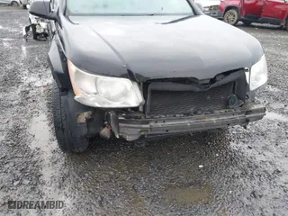 2006 Pontiac Torrent with VIN 2CKDL73F666072072, listed as a IAAI auction lot 41476683 with 122,190 mi miles. Bid and sale history available at carsss.com. Image 6.