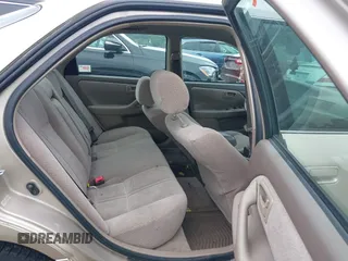 2000 Toyota Camry LE z VIN 4T1BF22K2YU094772, wystawiony jako IAAI lot #42427895 z przebiegiem 118 178 mil mil oraz . Historia ofert i sprzedaży dostępna na DreamBid. Obrazek 8.