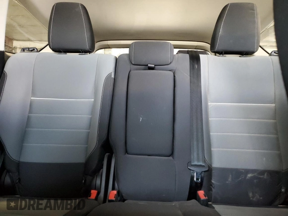 2015 Ford Escape SE with VIN 1FMCU9GX3FUB83917, listed as a Copart auction lot 52743405 with 130,783 mi miles and Clean Title. Bid and sale history available at carsss.com. Image 10.