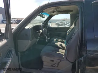 2005 Chevrolet Avalanche Z71 with VIN 3GNEK12ZX5G233380, listed as a Copart auction lot 50586205 with 140,828 mi miles and Clean Title. Bid and sale history available at carsss.com. Image 7.