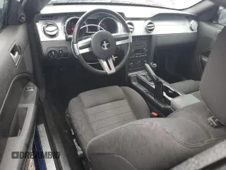 2006 Ford Mustang GT Deluxe с VIN 1ZVFT82H265211714, выставлен на аукционе Copart как лот 59551095 с пробегом 101 057 миль миль и Списание • Salvage title. История ставок и продаж доступна на DreamBid. Изображение 8.