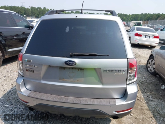 2013 Subaru Forester X Limited с VIN JF2SHAEC2DH441521, выставлен на аукционе IAAI как лот 42397403 с пробегом 130 000 миль миль и . История ставок и продаж доступна на DreamBid. Изображение 16.