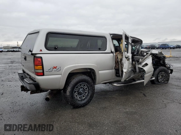 2007 GMC Sierra 2500HD SLT z VIN 1GTHK23DX7F146856, wystawiony jako Copart lot #45634645 z przebiegiem Nie podano mil oraz Szkoda całkowita • Salvage title. Historia ofert i sprzedaży dostępna na DreamBid. Obrazek 3.