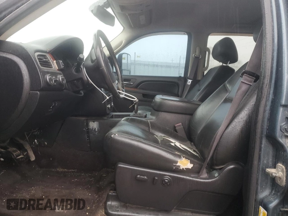 2013 GMC Sierra 2500HD SLT with VIN 1GT121E82DF212436, listed as a Copart auction lot 80863174 with 209,280 mi miles and Salvage title. Bid and sale history available at DreamBid. Image 7.