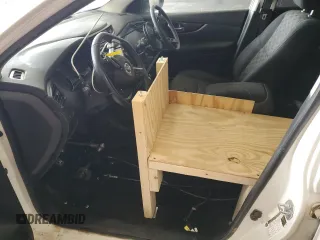 2017 Nissan Rogue S z VIN JN1BJ1CP3HW009050, wystawiony jako Copart lot #51291945 z przebiegiem 109 244 mil mil oraz Szkoda całkowita • Salvage title. Historia ofert i sprzedaży dostępna na DreamBid. Obrazek 7.