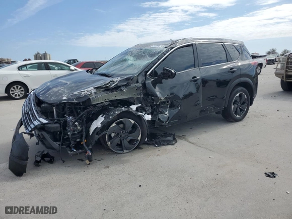 2024 Nissan Rogue SV with VIN 5N1BT3BA6RC711653, listed as a Copart auction lot 47695115 with 10,942 mi miles and Salvage Title. Bid and sale history available at carsss.com. Image 1.