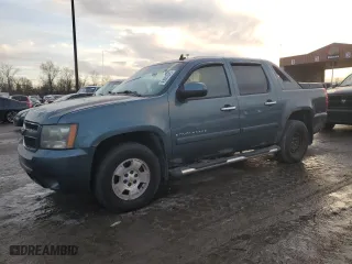 2008 Chevrolet Avalanche LS with VIN 3GNFK12358G172847, listed as a Copart auction lot 43667645 with 196,049 mi miles and Clean Title. Bid and sale history available at carsss.com. Image 1.