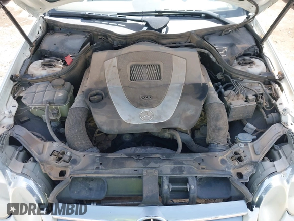 2007 Mercedes-Benz CLK 3.5L with VIN WDBTK56F47T075999, listed as a IAAI auction lot 41915608 with 164,654 mi miles. Bid and sale history available at carsss.com. Image 10.