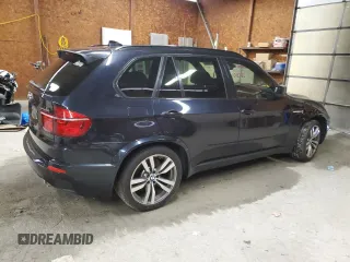 2013 BMW X5 M with VIN 5YMGY0C53DLL15708, listed as a Copart auction lot 86596204 with 178,159 mi miles and Clean Title. Bid and sale history available at carsss.com. Image 3.