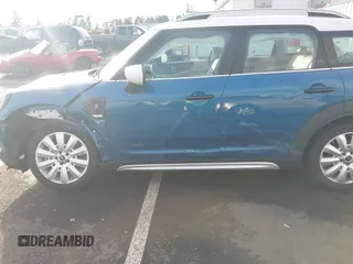 2022 MINI Countryman Cooper S with VIN WMZ83BR05N3P16603, listed as a IAAI auction lot 41580533 with 40,305 mi miles and . Bid and sale history available at DreamBid. Image 6.