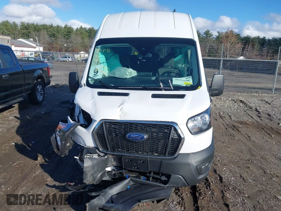2024 Ford Transit Passenger XL with VIN 1FBAX2X83RKB05418, listed as a IAAI auction lot 40930608 with 2,344 mi miles and . Bid and sale history available at DreamBid. Image 12.