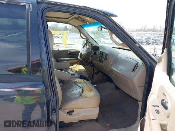 2001 Ford F-150 XLT with VIN 1FTRW07L01KE17954, listed as a IAAI auction lot 42040203 with Not provided miles and . Bid and sale history available at DreamBid. Image 5.