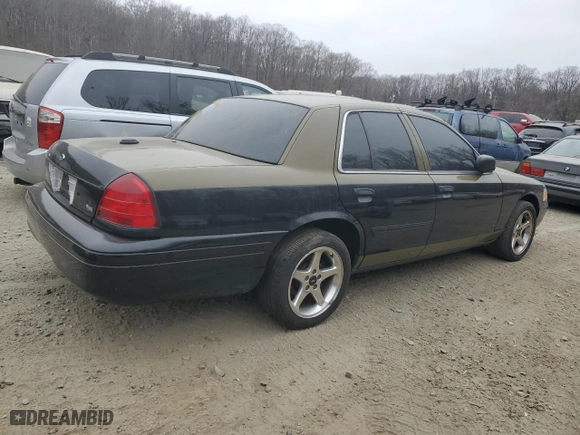 2010 Ford Police Interceptor with VIN 2FABP7BV2AX139223, listed as a Copart auction lot 48114765 with 0 mi miles and Salvage Title. Bid and sale history available at carsss.com. Image 3.