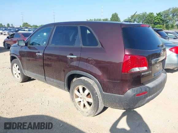 2013 Kia Sorento LX with VIN 5XYKT3A14DG394689, listed as a IAAI auction lot 42646381 with 76,523 mi miles and . Bid and sale history available at DreamBid. Image 3.