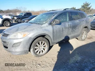 2010 Mazda CX-9 Grand Touring z VIN JM3TB3MA7A0222135, wystawiony jako IAAI lot #41321999 z przebiegiem Nie podano mil oraz . Historia ofert i sprzedaży dostępna na DreamBid. Obrazek 2.