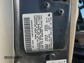 1999 Saturn SL z VIN 1G8ZK5270XZ212874, wystawiony jako Copart lot #85317464 z przebiegiem 153 477 mil mil oraz Szkoda całkowita • Salvage title. Historia ofert i sprzedaży dostępna na DreamBid. Obrazek 12.