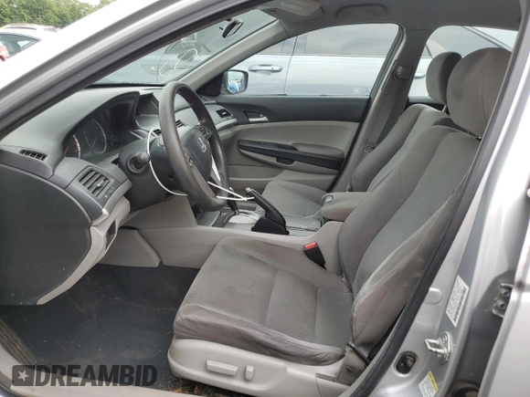2012 Honda Accord LX Premium z VIN 1HGCP2F40CA020683, wystawiony jako Copart lot #56142985 z przebiegiem 179 936 mil mil oraz Szkoda całkowita • Salvage title. Historia ofert i sprzedaży dostępna na DreamBid. Obrazek 7.