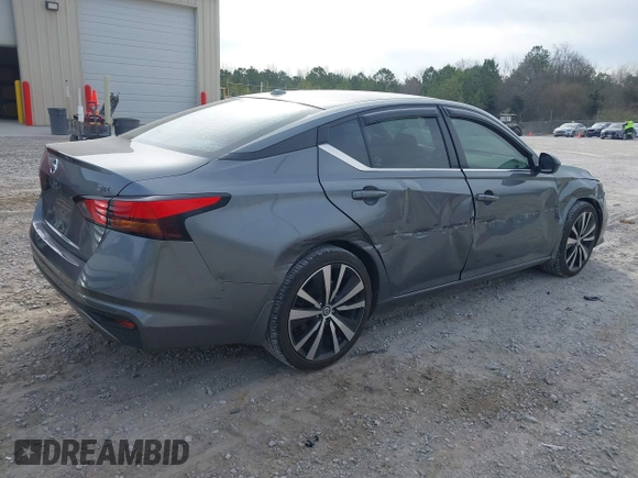 2019 Nissan Altima 2.5 SR with VIN 1N4BL4CV4KC187510, listed as a IAAI auction lot 41701483 with 101,165 mi miles. Bid and sale history available at carsss.com. Image 4.