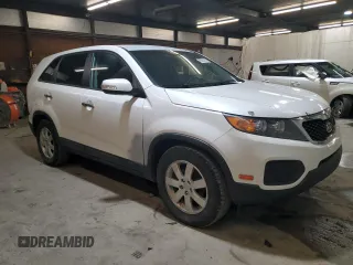 2013 Kia Sorento LX with VIN 5XYKTCA67DG343893, listed as a Copart auction lot 49951445 with 91,981 mi miles and Salvage Title. Bid and sale history available at carsss.com. Image 4.