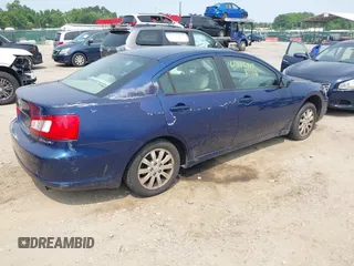 2009 Mitsubishi Galant ES z VIN 4A3AB36FX9E018031, wystawiony jako IAAI lot #42446117 z przebiegiem 211 406 mil mil oraz . Historia ofert i sprzedaży dostępna na DreamBid. Obrazek 4.
