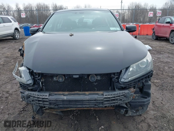 2013 Honda Accord Sdn EX-L with VIN 1HGCR2F82DA086652, listed as a IAAI auction lot 41757842 with 104,999 mi miles. Bid and sale history available at carsss.com. Image 13.
