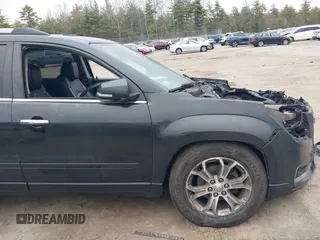 2014 GMC Acadia SLT z VIN 1GKKVRKD4EJ339025, wystawiony jako IAAI lot #42093548 z przebiegiem Nie podano mil oraz . Historia ofert i sprzedaży dostępna na DreamBid. Obrazek 13.