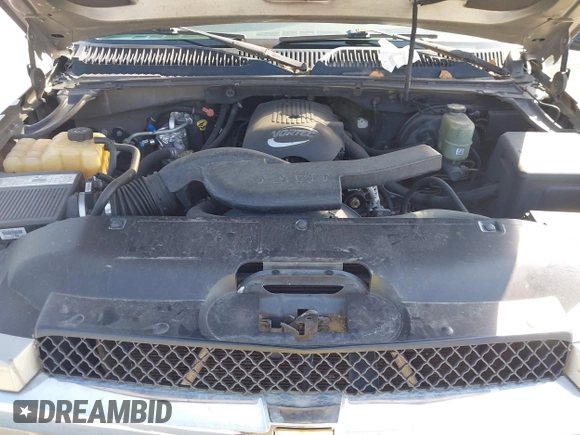 2002 Chevrolet Avalanche with VIN 3GNEC13T32G176233, listed as a IAAI auction lot 42108329 with 312,126 mi miles and . Bid and sale history available at DreamBid. Image 10.