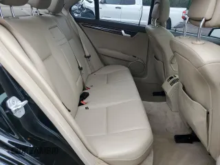 2013 Mercedes-Benz C 300 Sport z VIN WDDGF8AB4DR279598, wystawiony jako Copart lot #56685705 z przebiegiem 103 830 mil mil oraz Szkoda całkowita • Salvage title. Historia ofert i sprzedaży dostępna na DreamBid. Obrazek 10.