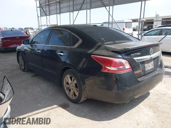 2013 Nissan Altima SV with VIN 1N4AL3AP8DN451698, listed as a IAAI auction lot 42303956 with 239,474 mi miles and . Bid and sale history available at DreamBid. Image 3.