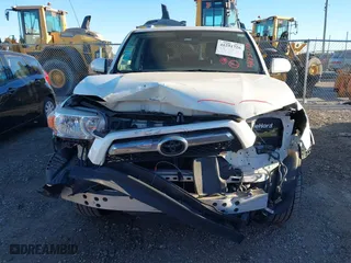 2011 Toyota 4Runner SR5 with VIN JTEZU5JR4B5019223, listed as a IAAI auction lot 41251726 with 157,173 mi miles. Bid and sale history available at carsss.com. Image 6.