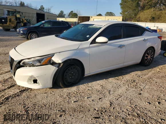 2019 Nissan Altima 2.5 S with VIN 1N4BL4BV4KC258030, listed as a Copart auction lot 49782085 with 127,823 mi miles and Salvage Title. Bid and sale history available at carsss.com. Image 1.